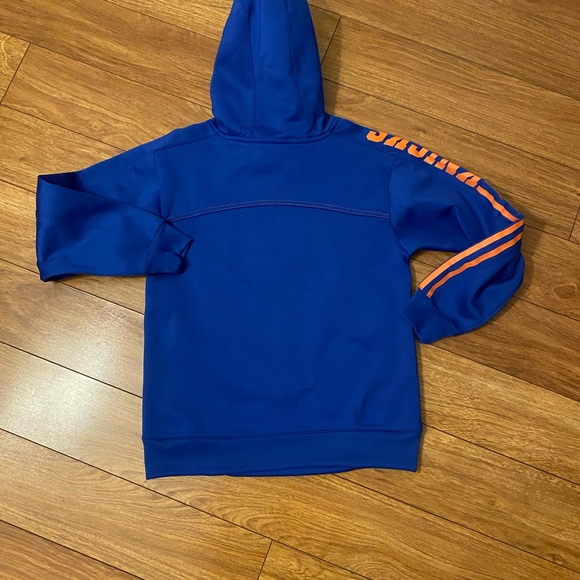 Meet your Posher, T - Picture 4 of 7